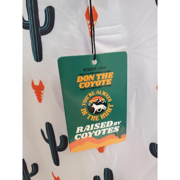 Raised by Coyotes Polo‎ Shirt Mens Medium White Coyote Cactus Golf UPF 50 UV - Picture 3 of 9